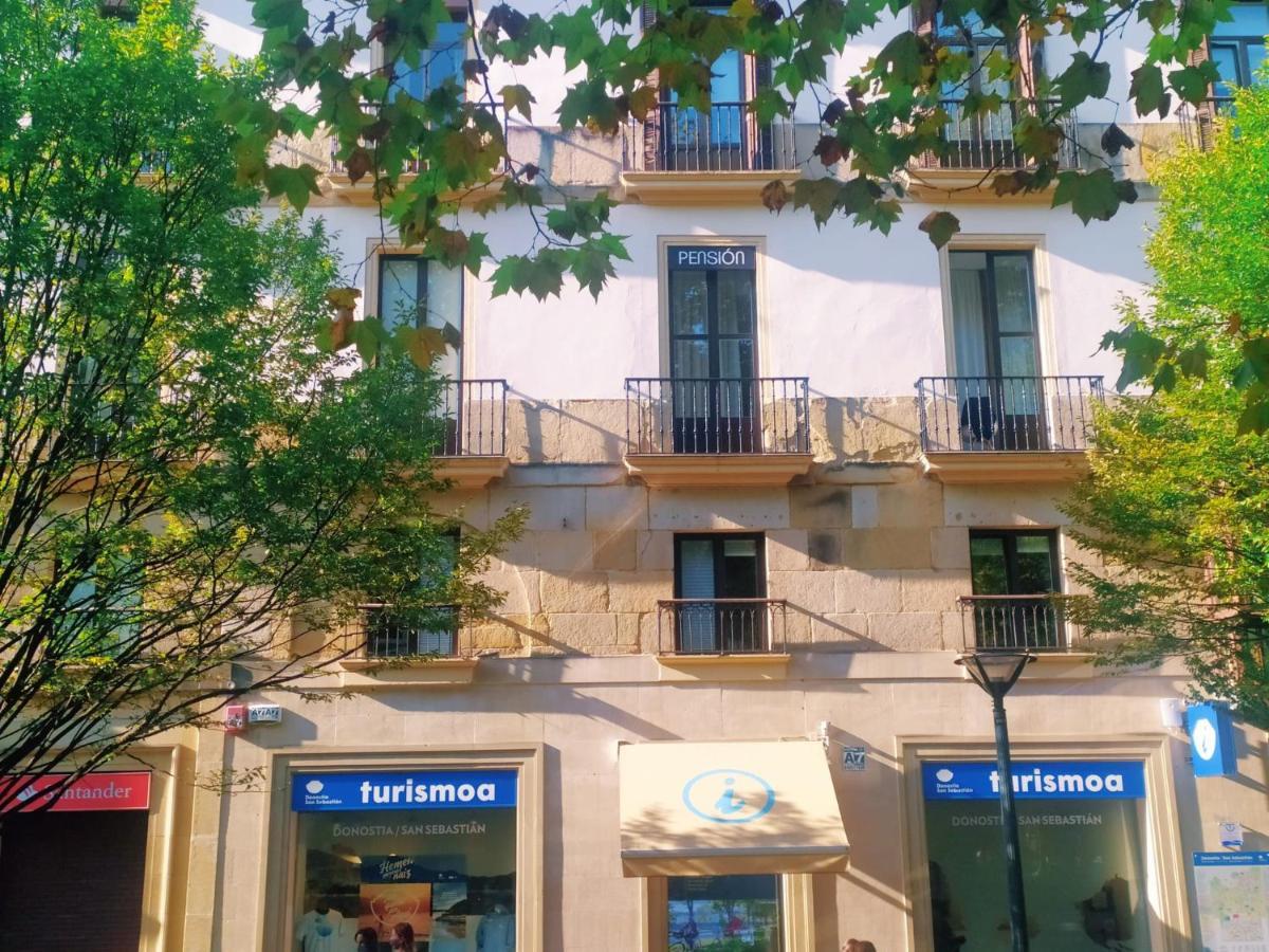 Pension Sarriegi San Sebastián Dış mekan fotoğraf